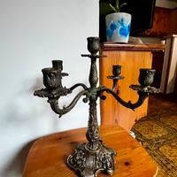 Candelabro antico in ottone