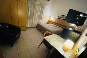 Ampie camere con bagno privato