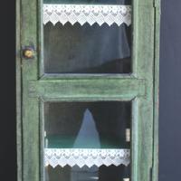 Mobile-Vetrinetta con 3 ripiani decorato a mano