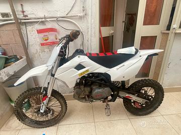 Moto cross