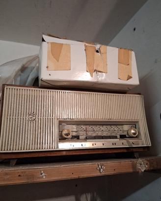 Antiquariato.. radio e altro