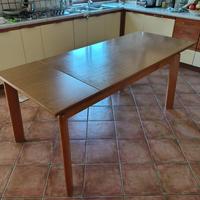 Tavolo da cucina allungabile in legno