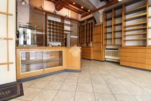 NEGOZIO A SAN PIETRO IN CASALE