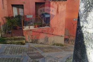 Casa Indipendente - Agira