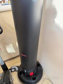Sacco boxe gonfiabile decathlon con guantoni