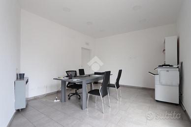 NEGOZIO A ALESSANDRIA