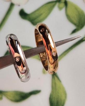 Anello giro unisex in metallo diamantato con swaro