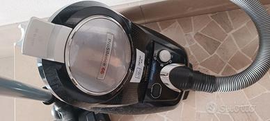 Aspirapolvere Bosch BGS5SIL66B NON funzionante
