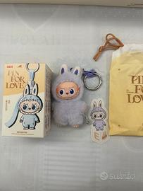 Popmart Labubu Pin for Love - Lettera E