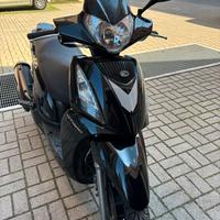 Kymco people gti 300