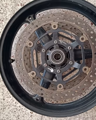 coppia cerchioni e dischi  CBR 1000