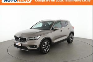 VOLVO XC40 GY65382