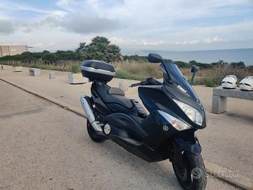 Yamaha T Max - 2009