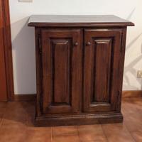 Mobile con ante porta televisione