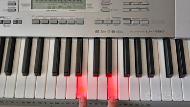 Tastiera musicale Casio LK-280