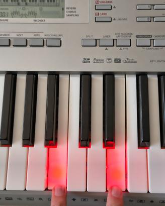 Tastiera musicale Casio LK-280