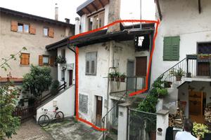Casa in centro storico 3p da ristrutturare