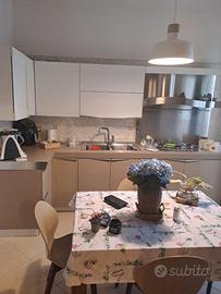 Cucina camera da letto