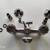 Rubinetto vasca da bagno vintage