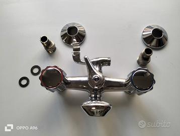 Rubinetto vasca da bagno vintage