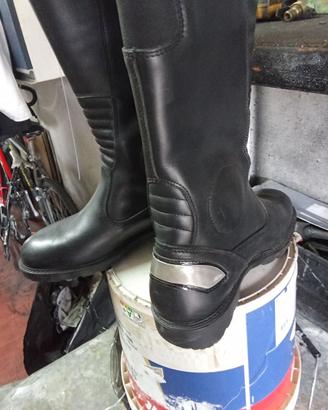 stivali x cavallerizzo e carabinieri 42
