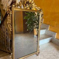 Specchiera Antica in Legno Intagliato e Dorato