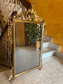 Specchiera Antica in Legno Intagliato e Dorato