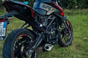 Loncin Naked 2024