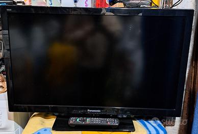 Televisore PANASONIC 32" Pollici, con Telecomando 