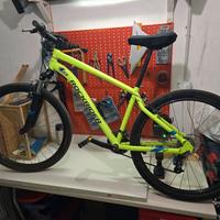 Bici Mtb Rockrider ST 100 gialla 27,5"