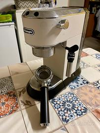 Macchina caffe Dellnghi EC685.w