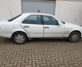 Mercedes c180
