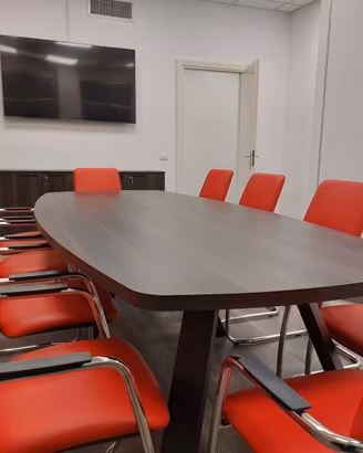 Mobili per Sala Riunione imballati