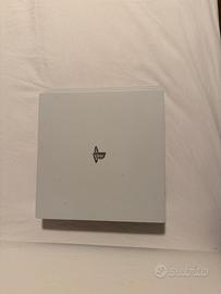PS4 Pro 1TB Bianca + Controller Originale Sony