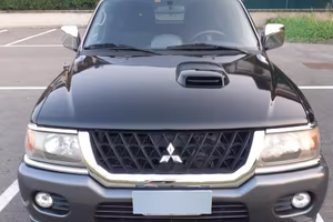 Mitsubishi pajero sport 2500 td 2003 km 320000.