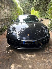 Porsche 992 gts