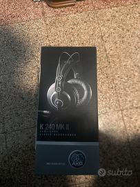 AKG K240 MKII