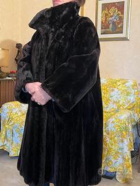Pelliccia in morbidissimo castorino rassto