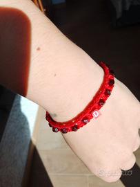 Bracciale con perle e iniziale