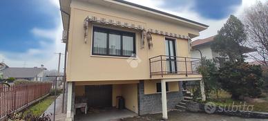 CASA INDIPENDENTE A FERNO