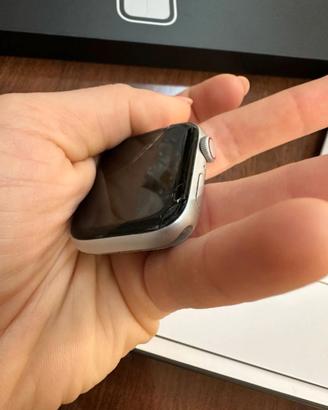 Apple Watch SE 44 mm