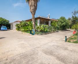 Villa singola, no residence, a 100 metri dalla spi
