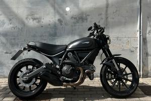 Ducati Scrambler 800 2015 Total Black