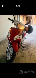 La scooter "YIBEN 125cc"