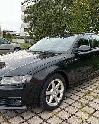 Audi A4 Avant 2.0 TDI Advanced
