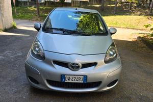 Toyota Aygo 1.0 12V VVT-i 5 porte Sol
