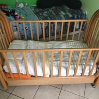 LETTINO IN LEGNO+FASCIATOIO+PASSEGGINO