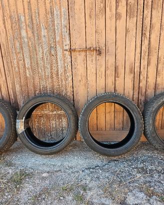 4 Continental 225/45 r18 V XL