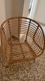 Poltroncina IKEA in rattan/vimini con cuscino