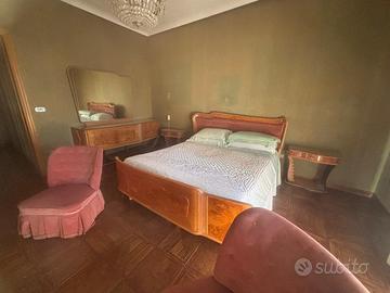 Stanza da letto artigianale anni 50 legno Massello